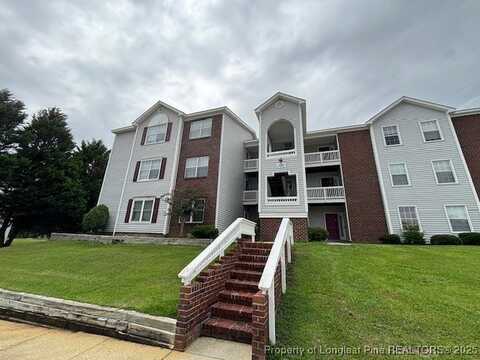 300 Waterdown Drive unit: 5, Fayetteville, NC 28314