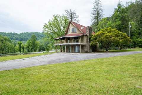 6226 US Hwy 74 W, Whittier, NC 28789