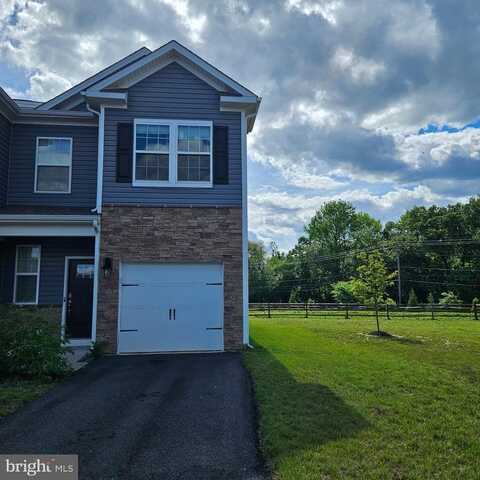 38 PEREGRINE WAY, BURLINGTON, NJ 08016