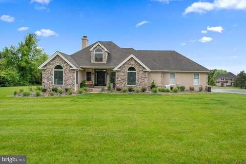 825 HIDDEN FOREST DRIVE, COLLEGEVILLE, PA 19426