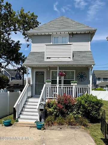 406 9th Avenue, Belmar, NJ 07719