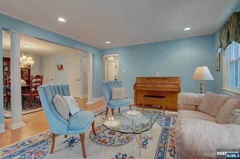 34 Mount Pleasant Parkway, Livingston, NJ 07039