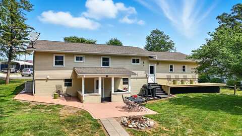 6950 S 145 E Westler Lake, Wolcottville, IN 46795