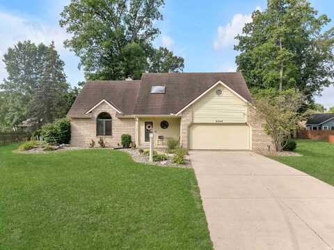 9909 Castle Ridge Place, Fort Wayne, IN 46825