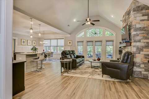 114 Elliott Circle, Mc Cormick, SC 29835