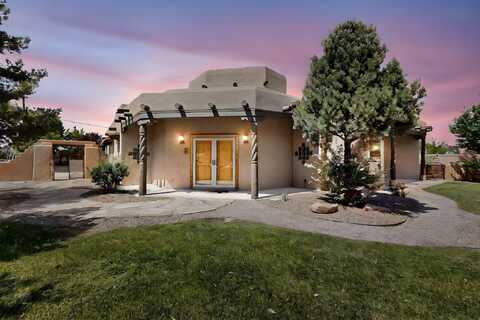 4700 QUAKER HEIGHTS Place NW, Albuquerque, NM 87120