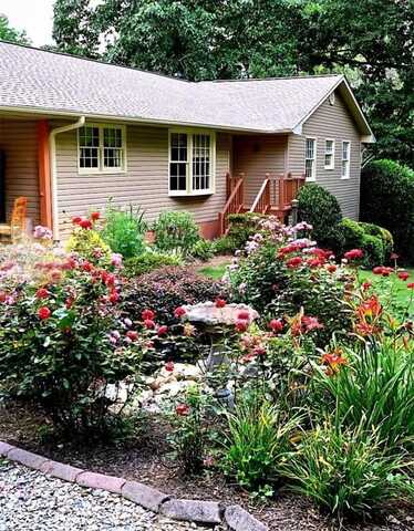 63 Samples Way, Dawsonville, GA 30534
