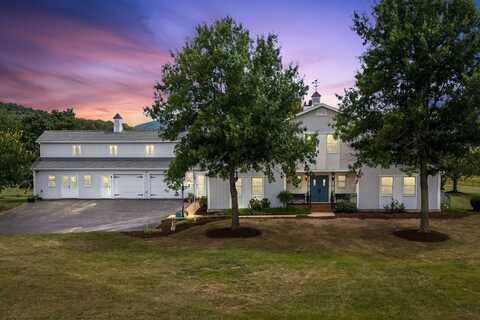 1040 TINKLING SPRING RD, STAUNTON, VA 24401