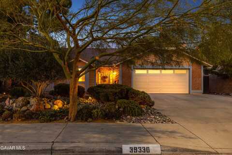39330 Gainsborough Drive, Palmdale, CA 93551