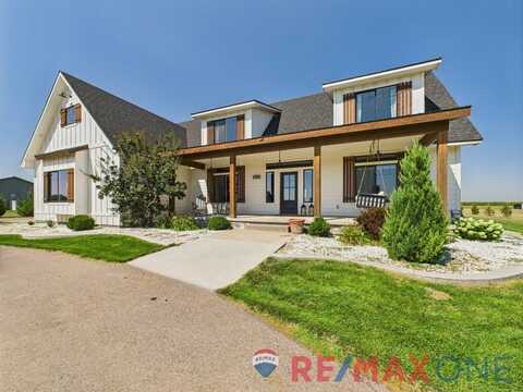 5925 Koehn Avenue, Garden City, KS 67846