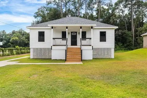 111 Bethel Forest Drive S, Saraland, AL 36571