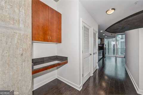 400 W Peachtree, Atlanta, GA 30308