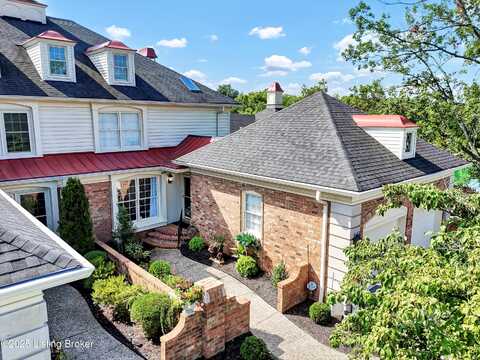 1104 Chamberlain Hill Rd, Louisville, KY 40207
