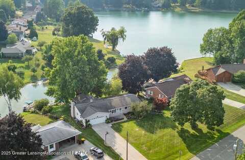 1122 E Geneva Drive, DeWitt, MI 48820