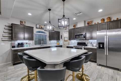 9874 Smokey Moon Street, Las Vegas, NV 89141