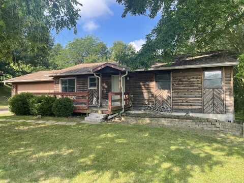 722 N Stacy Lane, Valparaiso, IN 46385