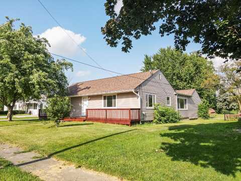 121 N Benton Street, Goodland, IN 47948