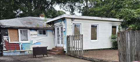2307 Carey Road, Kinston, NC 28504