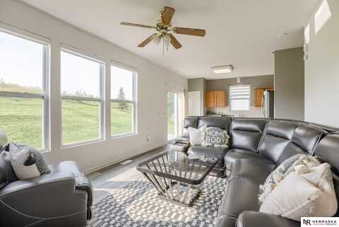 7812 N 107Th Avenue, Omaha, NE 68122