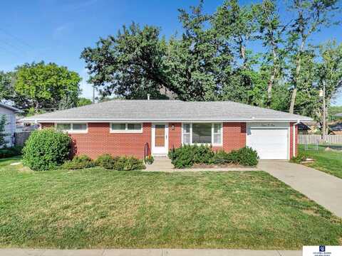 901 El Avado Avenue, Lincoln, NE 68504
