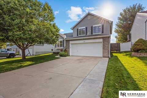 8614 N 155th Street, Bennington, NE 68007