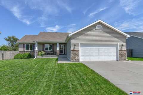 13470 Montrose Court, Waverly, NE 68462