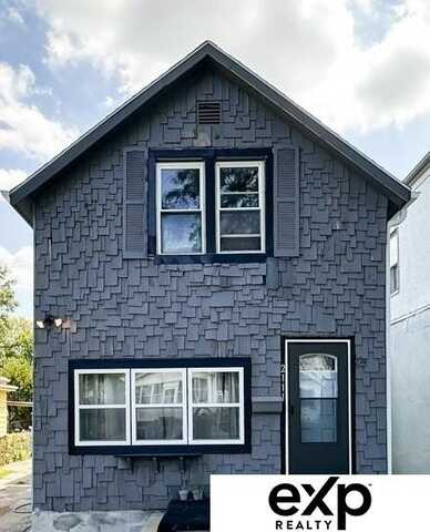 2111 Pierce Street, Omaha, NE 68108