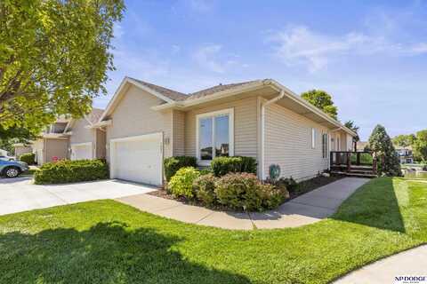1085 Waters Edge Court, Carter Lake, IA 51510