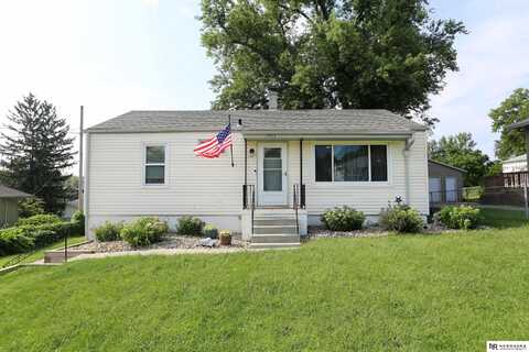 7923 Grant Street, Omaha, NE 68134
