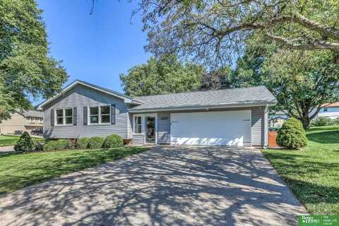 20026 Pearl Street, Omaha, NE 68022