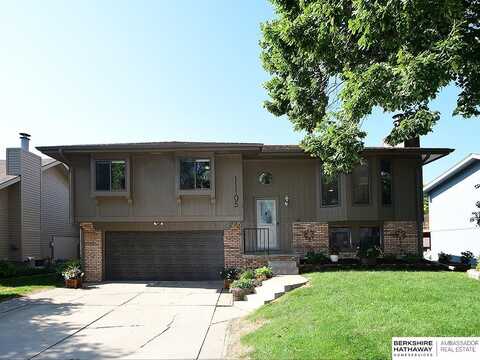 11105 Monroe Street, Omaha, NE 68137
