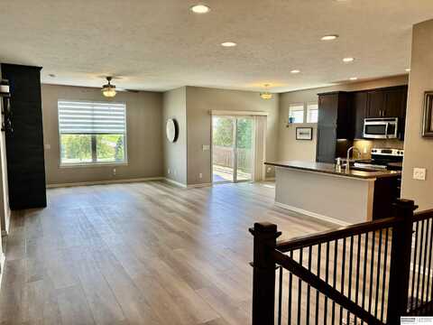 8503 N 172nd Circle, Bennington, NE 68007
