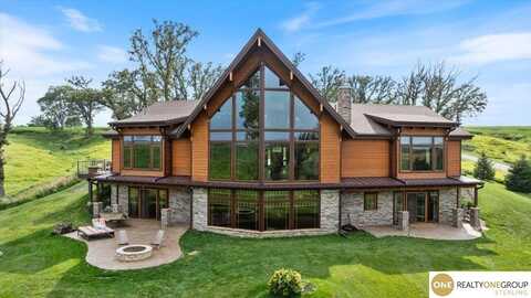 2952 Easton Trail, Woodbine, IA 51579