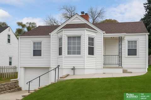 6336 William Street, Omaha, NE 68106