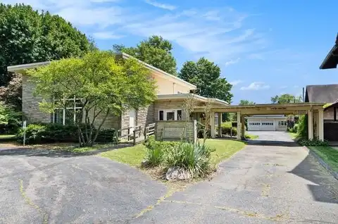 286 Capital Avenue NE, Battle Creek, MI 49017