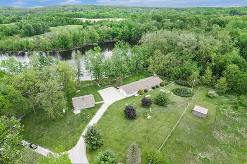 18490 Burtless Road, Manchester, MI 48158
