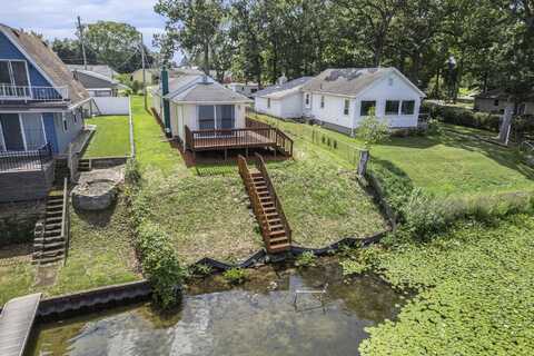3007 Round Lake Drive, Michigan Center, MI 49254