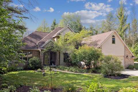 2388 Sawmill Drive NE, Rockford, MI 49341
