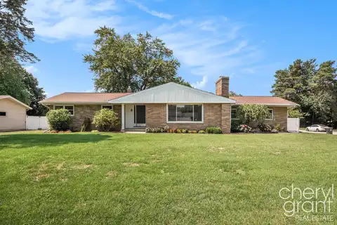991 Maplerow Avenue NW, Grand Rapids, MI 49534
