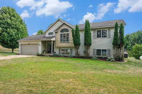 1590 121st Avenue, Hopkins, MI 49328