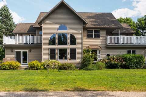 211 Bluff Avenue, Eastlake, MI 49626