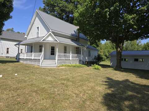 202 W Bell Street, Camden, MI 49232