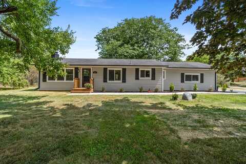 5900 Clark Lake Road, Jackson, MI 49201