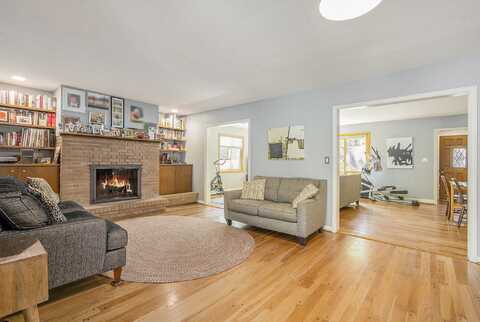 415 Pinewood Street, Ann Arbor, MI 48103