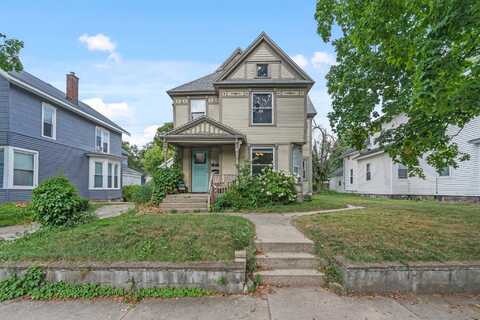 718 Fairview Avenue NE, Grand Rapids, MI 49503