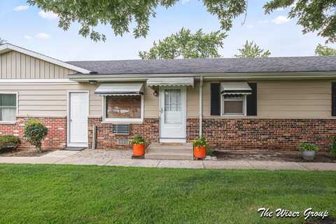 692 Andover Street SE, Grand Rapids, MI 49548
