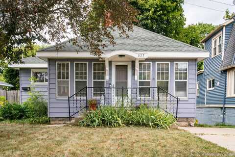 327 Carrier Street NE, Grand Rapids, MI 49505