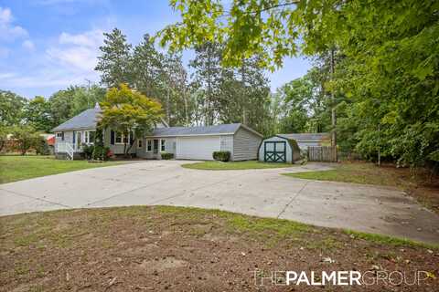 490 17 Mile Road, Kent City, MI 49330