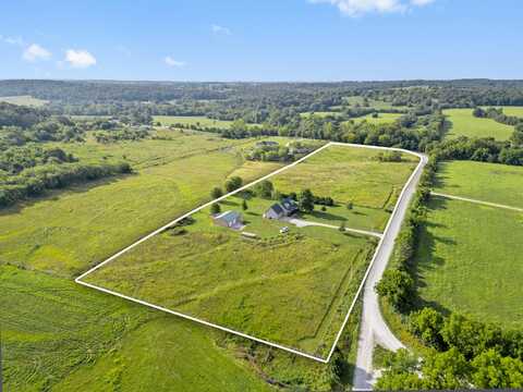 1215 E 515th Road, Morrisville, MO 65710