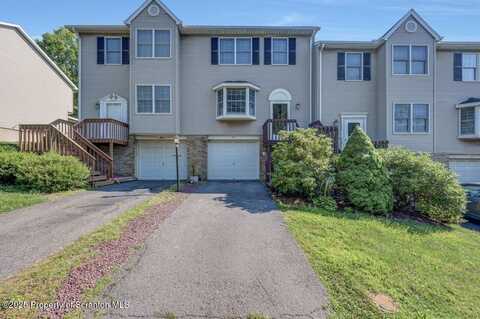 30 Briarwood Way, Abington, PA 18411